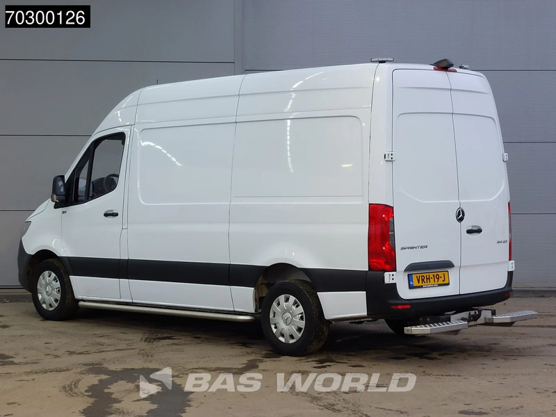 Mercedes-Benz Sprinter 314 CDI L2H2 Trekhaak Airco Cruise Camera MBUX CarPlay Euro6 L2 Airco Trekhaak Cruise control - Товарно комбе: слика 2 Mercedes-Benz Sprinter 314 CDI L2H2 Trekhaak Airco Cruise Camera MBUX CarPlay Euro6 L2 Airco Trekhaak Cruise control - Товарно комбе: слика 2