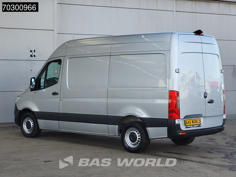 Mercedes-Benz Sprinter 315 CDI Automaat L2H2 150PK Airco Camera Parkeersensoren MBUX CarPlay Euro6 L2 Airco - Мало комбе: слика 2 Mercedes-Benz Sprinter 315 CDI Automaat L2H2 150PK Airco Camera Parkeersensoren MBUX CarPlay Euro6 L2 Airco - Мало комбе: слика 2