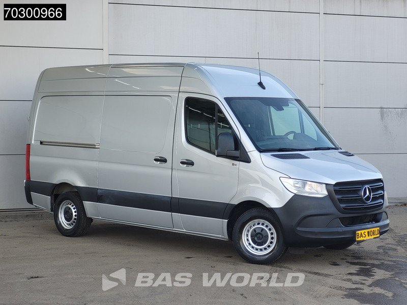 Mercedes-Benz Sprinter 315 CDI Automaat L2H2 150PK Airco Camera Parkeersensoren MBUX CarPlay Euro6 L2 Airco - Мало комбе: слика 5 Mercedes-Benz Sprinter 315 CDI Automaat L2H2 150PK Airco Camera Parkeersensoren MBUX CarPlay Euro6 L2 Airco - Мало комбе: слика 5