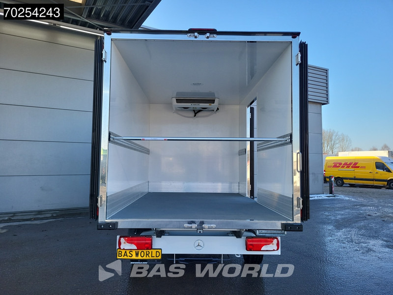 Mercedes-Benz Sprinter 315 CDI Koelwagen Thermo King V-300max 230V stekker Bakwagen Koel Kühlwagen 13m3 Airco Cruise control - Комбе ладилник: слика 3 Mercedes-Benz Sprinter 315 CDI Koelwagen Thermo King V-300max 230V stekker Bakwagen Koel Kühlwagen 13m3 Airco Cruise control - Комбе ладилник: слика 3