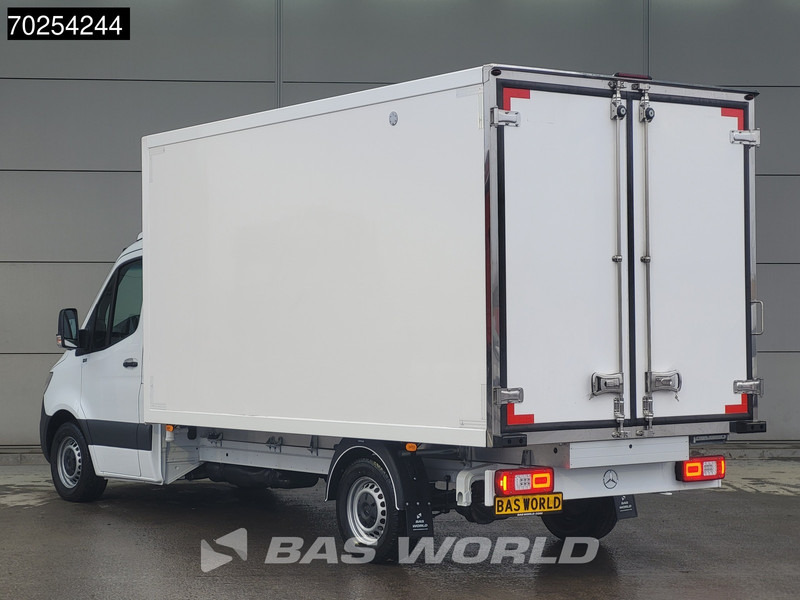 Mercedes-Benz Sprinter 315 CDI Koelwagen Thermo King V-300max 230V stekker Bakwagen Koel Kühlwagen 16m3 Airco Cruise control - Комбе ладилник: слика 2 Mercedes-Benz Sprinter 315 CDI Koelwagen Thermo King V-300max 230V stekker Bakwagen Koel Kühlwagen 16m3 Airco Cruise control - Комбе ладилник: слика 2