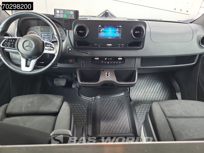 Лизинг на Mercedes-Benz Sprinter 316 CDI Ambulance Brancard Automaat Ziekenwagen Airco Cruise Camera Parkeersensoren Standkachel Euro6 Rettungswagen Krankenwagen Mercedes-Benz Sprinter 316 CDI Ambulance Brancard Automaat Ziekenwagen Airco Cruise Camera Parkeersensoren Standkachel Euro6 Rettungswagen Krankenwagen: слика 19 Лизинг на Mercedes-Benz Sprinter 316 CDI Ambulance Brancard Automaat Ziekenwagen Airco Cruise Camera Parkeersensoren Standkachel Euro6 Rettungswagen Krankenwagen Mercedes-Benz Sprinter 316 CDI Ambulance Brancard Automaat Ziekenwagen Airco Cruise Camera Parkeersensoren Standkachel Euro6 Rettungswagen Krankenwagen: слика 19