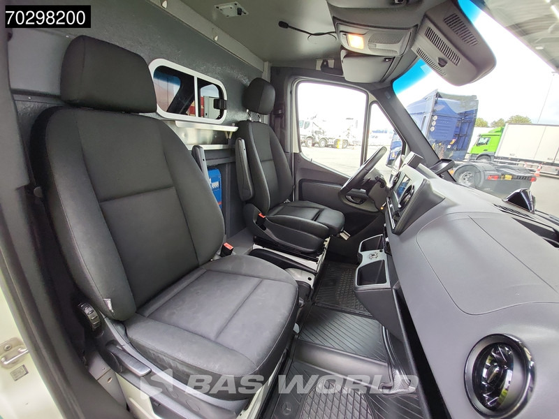 Лизинг на Mercedes-Benz Sprinter 316 CDI Ambulance Brancard Automaat Ziekenwagen Airco Cruise Camera Parkeersensoren Standkachel Euro6 Rettungswagen Krankenwagen Mercedes-Benz Sprinter 316 CDI Ambulance Brancard Automaat Ziekenwagen Airco Cruise Camera Parkeersensoren Standkachel Euro6 Rettungswagen Krankenwagen: слика 18 Лизинг на Mercedes-Benz Sprinter 316 CDI Ambulance Brancard Automaat Ziekenwagen Airco Cruise Camera Parkeersensoren Standkachel Euro6 Rettungswagen Krankenwagen Mercedes-Benz Sprinter 316 CDI Ambulance Brancard Automaat Ziekenwagen Airco Cruise Camera Parkeersensoren Standkachel Euro6 Rettungswagen Krankenwagen: слика 18