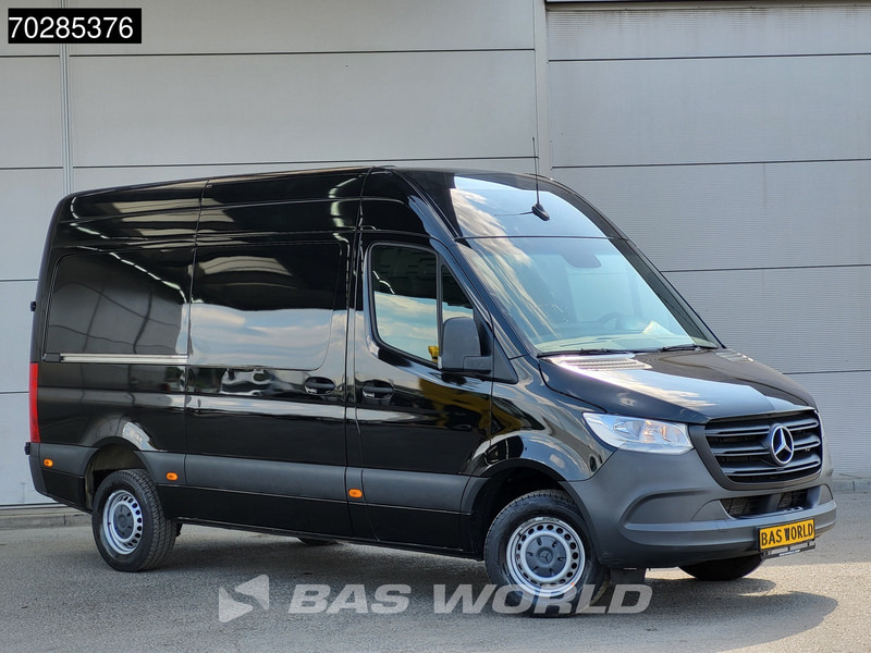 Mercedes-Benz Sprinter 317 CDI Automaat 3,5t Trekhaak L2H2 170PK Airco Camera MBUX Euro6 L2 12m3 Airco Trekhaak - Товарно комбе: слика 5 Mercedes-Benz Sprinter 317 CDI Automaat 3,5t Trekhaak L2H2 170PK Airco Camera MBUX Euro6 L2 12m3 Airco Trekhaak - Товарно комбе: слика 5
