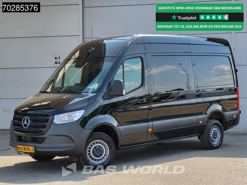 Mercedes-Benz Sprinter 317 CDI Automaat 3,5t Trekhaak L2H2 170PK Airco Camera MBUX Euro6 L2 12m3 Airco Trekhaak - Товарно комбе: слика 1 Mercedes-Benz Sprinter 317 CDI Automaat 3,5t Trekhaak L2H2 170PK Airco Camera MBUX Euro6 L2 12m3 Airco Trekhaak - Товарно комбе: слика 1