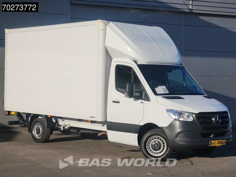 Mercedes-Benz Sprinter 317 CDI Automaat Bakwagen Laadklep Camera Airco Koffer Meubelbak 20m3 Airco - Комбе фургон: слика 2 Mercedes-Benz Sprinter 317 CDI Automaat Bakwagen Laadklep Camera Airco Koffer Meubelbak 20m3 Airco - Комбе фургон: слика 2