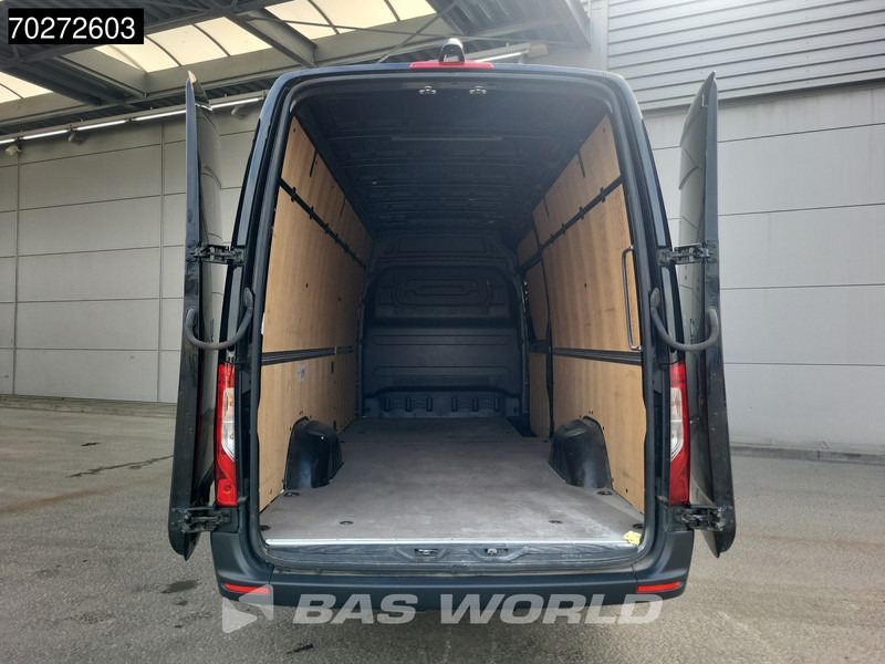 Mercedes-Benz Sprinter 317 CDI Automaat L3H2 3500KG Trekvermogen 170PK Airco Camera MBUX CarPlay Euro6 L3 14Airco - Товарно комбе: слика 3 Mercedes-Benz Sprinter 317 CDI Automaat L3H2 3500KG Trekvermogen 170PK Airco Camera MBUX CarPlay Euro6 L3 14Airco - Товарно комбе: слика 3