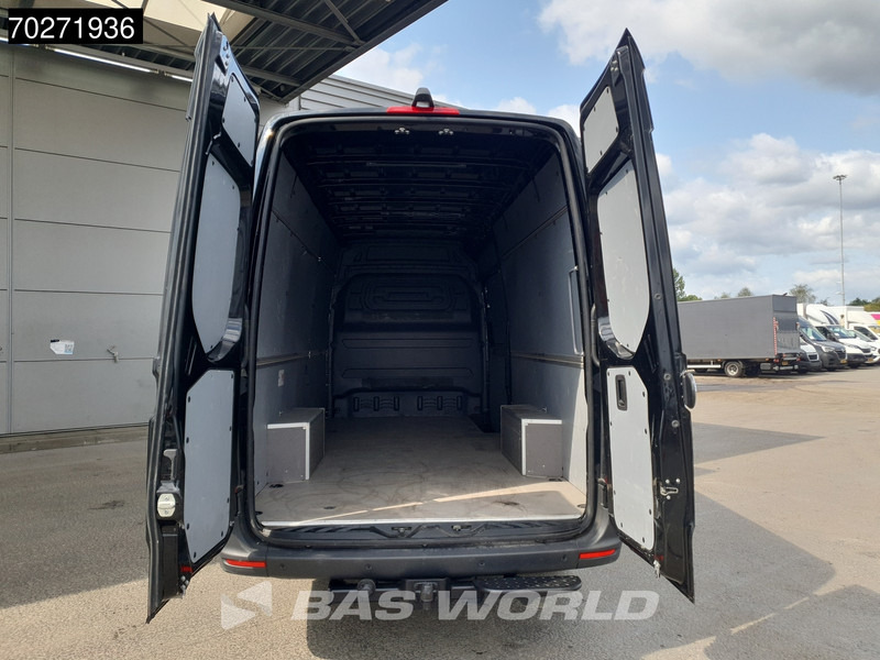 Mercedes-Benz Sprinter 317 CDI Automaat L3H2 Black Edition 3500KG Trekhaak Airco Camera Parkeersensoren MBUX CarPlay Euro6 L3 15m3 Airco Trekhaak - Товарно комбе: слика 3 Mercedes-Benz Sprinter 317 CDI Automaat L3H2 Black Edition 3500KG Trekhaak Airco Camera Parkeersensoren MBUX CarPlay Euro6 L3 15m3 Airco Trekhaak - Товарно комбе: слика 3