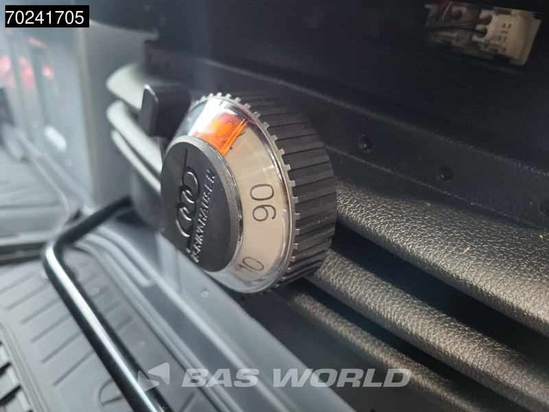 Нов Товарно комбе Mercedes-Benz Sprinter 319 CDI Automaat 4x4 190PK L4H2 XXL LED ACC Navi 360Camera 10'' MBUX CarPlay Parkeersensoren Euro6 4wd Allrad L4 Long 15m3 Airco: слика 18 Нов Товарно комбе Mercedes-Benz Sprinter 319 CDI Automaat 4x4 190PK L4H2 XXL LED ACC Navi 360Camera 10'' MBUX CarPlay Parkeersensoren Euro6 4wd Allrad L4 Long 15m3 Airco: слика 18