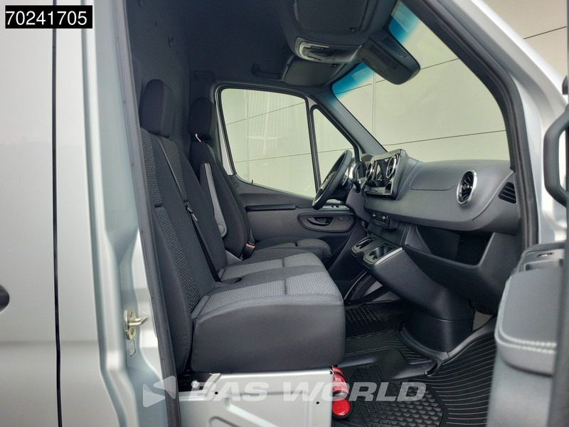 Нов Товарно комбе Mercedes-Benz Sprinter 319 CDI Automaat 4x4 190PK L4H2 XXL LED ACC Navi 360Camera 10'' MBUX CarPlay Parkeersensoren Euro6 4wd Allrad L4 Long 15m3 Airco: слика 13 Нов Товарно комбе Mercedes-Benz Sprinter 319 CDI Automaat 4x4 190PK L4H2 XXL LED ACC Navi 360Camera 10'' MBUX CarPlay Parkeersensoren Euro6 4wd Allrad L4 Long 15m3 Airco: слика 13