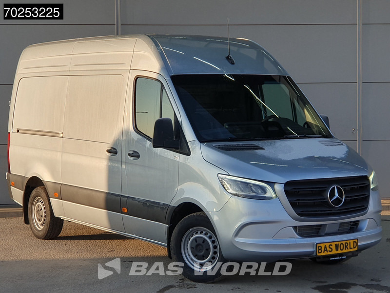 Mercedes-Benz Sprinter 319 CDI Automaat L2H2 model 2025 Camera MBUX LED Airco Cruise 10m3 Airco Cruise control - Товарно комбе: слика 3 Mercedes-Benz Sprinter 319 CDI Automaat L2H2 model 2025 Camera MBUX LED Airco Cruise 10m3 Airco Cruise control - Товарно комбе: слика 3
