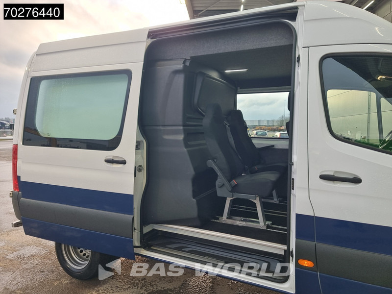 Mercedes-Benz Sprinter 514 CDI 3.0L V6 Automaat Dubbel Cabine L2H2 Dubbellucht 3,5t Trekhaak Camera Airco Cruise Doka Mixto L2 8m3 Airco Dubbel cabine - Товарно комбе: слика 3 Mercedes-Benz Sprinter 514 CDI 3.0L V6 Automaat Dubbel Cabine L2H2 Dubbellucht 3,5t Trekhaak Camera Airco Cruise Doka Mixto L2 8m3 Airco Dubbel cabine - Товарно комбе: слика 3