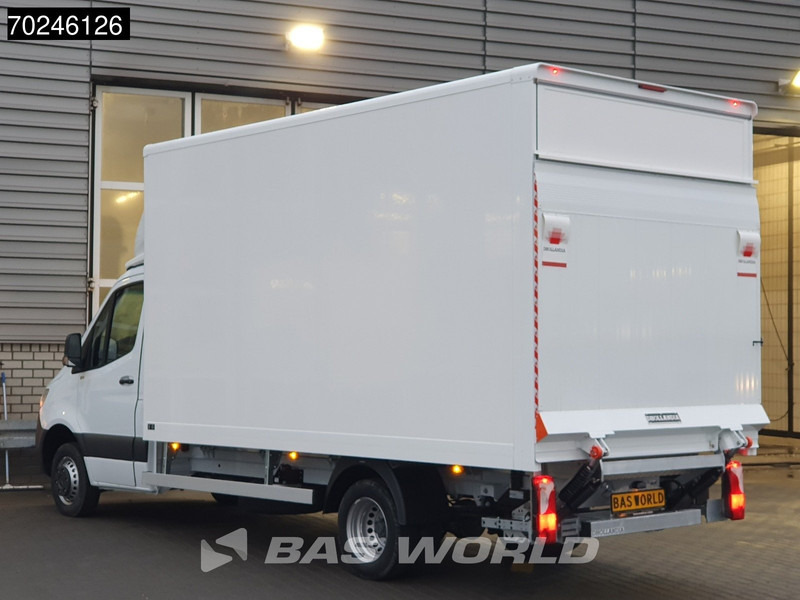 Mercedes-Benz Sprinter 515 CDI Automaat 1000kg Laadklep Zijdeur Dubbellucht Bakwagen MBUX Airco Cruise CarPlay D'Hollandia Euro6 Koffer Meubelbak 21m3 - Комбе фургон: слика 2 Mercedes-Benz Sprinter 515 CDI Automaat 1000kg Laadklep Zijdeur Dubbellucht Bakwagen MBUX Airco Cruise CarPlay D'Hollandia Euro6 Koffer Meubelbak 21m3 - Комбе фургон: слика 2