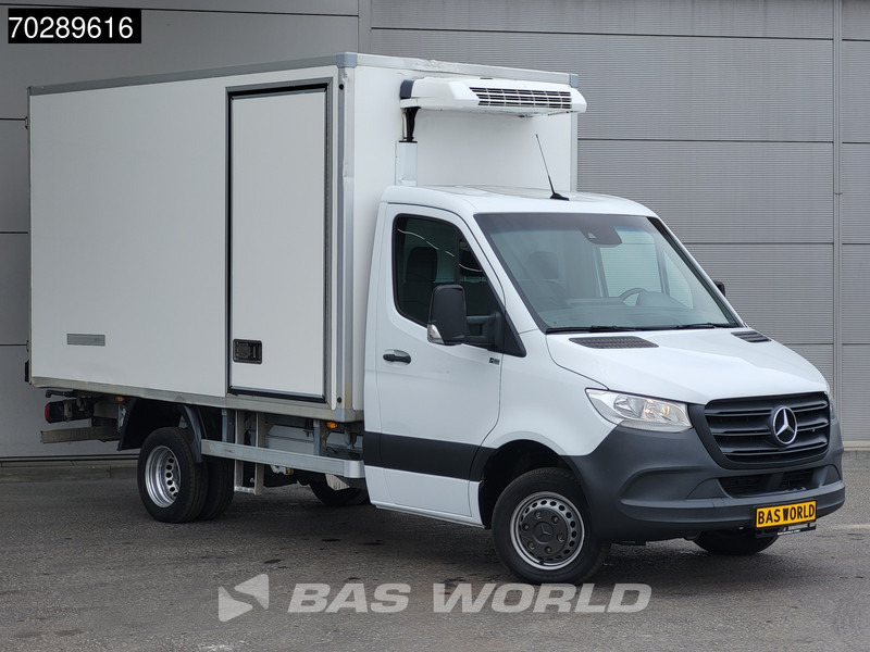 Mercedes-Benz Sprinter 515 CDI Koelwagen Dubbellucht Zijdeur Thermo King 230v-Stekker Airco Cruise Euro6 Koel Koeler Kühl Kühler Kühlwagen Bakwagen Gek - Комбе ладилник: слика 3 Mercedes-Benz Sprinter 515 CDI Koelwagen Dubbellucht Zijdeur Thermo King 230v-Stekker Airco Cruise Euro6 Koel Koeler Kühl Kühler Kühlwagen Bakwagen Gek - Комбе ладилник: слика 3