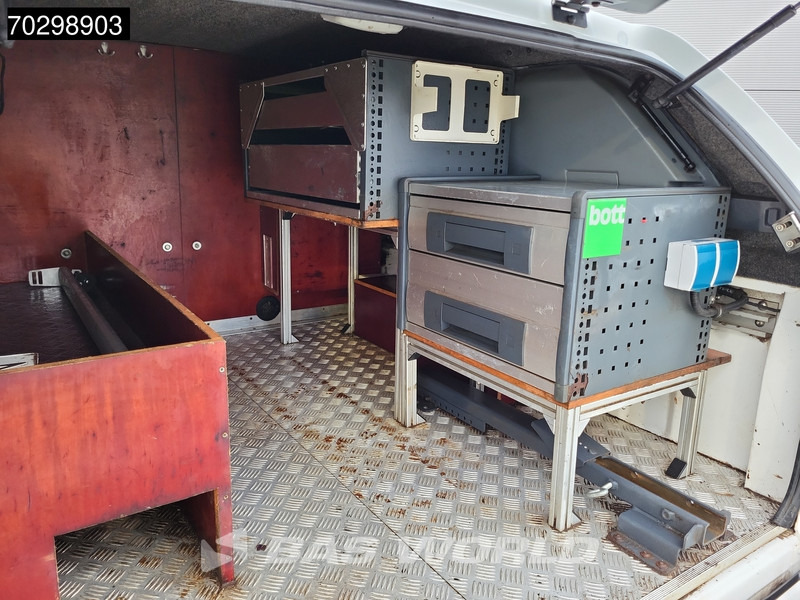 Пикап Nissan Navara 160PK Trekhaak Navi Airco Cruise Camera Parkeersensoren Standkachel Werkplaatsinrichting Euro6 Airco Trekhaak Cruise control: слика 9 Пикап Nissan Navara 160PK Trekhaak Navi Airco Cruise Camera Parkeersensoren Standkachel Werkplaatsinrichting Euro6 Airco Trekhaak Cruise control: слика 9