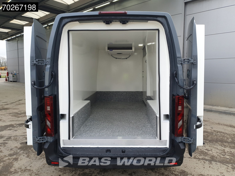 Renault Master 130pk Koelwagen Vriezer -18 Carrier Xarios 200 230V stekker LED Camera Parkeersensoren Airco Cruise Vries Koeler Kühlwagen Kühler Frig - Комбе ладилник: слика 5 Renault Master 130pk Koelwagen Vriezer -18 Carrier Xarios 200 230V stekker LED Camera Parkeersensoren Airco Cruise Vries Koeler Kühlwagen Kühler Frig - Комбе ладилник: слика 5