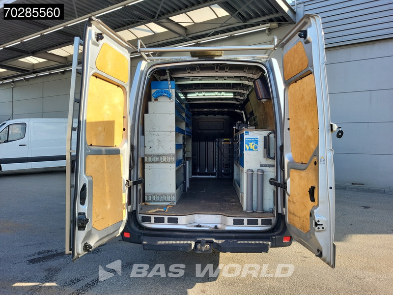 Renault Master 165PK Dubbellucht L3H2 3,5t Trekhaak Navi LED Airco Cruise Camera Parkeersensoren Werkplaatsinrichting Imperiaal Euro6 L3 12m3 Airco T - Товарно комбе: слика 3 Renault Master 165PK Dubbellucht L3H2 3,5t Trekhaak Navi LED Airco Cruise Camera Parkeersensoren Werkplaatsinrichting Imperiaal Euro6 L3 12m3 Airco T - Товарно комбе: слика 3