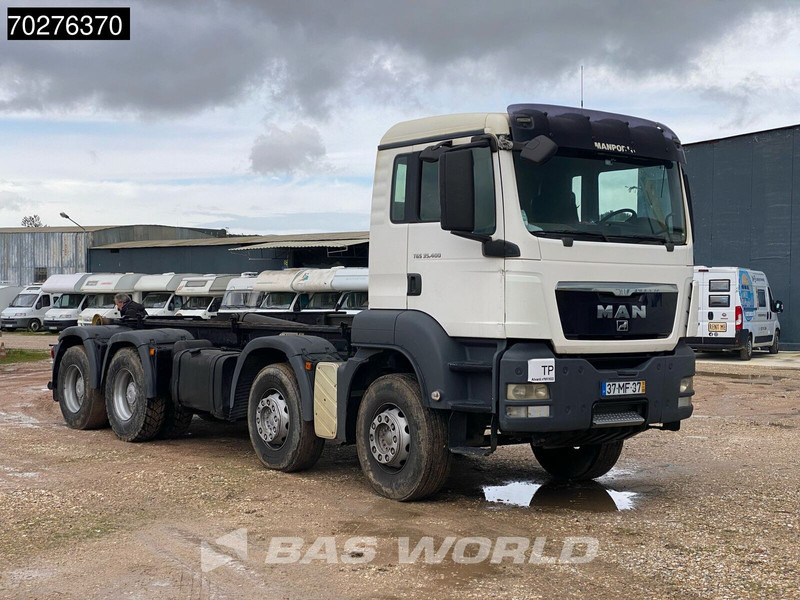 MAN TGS 35.400 8X4 Manual Retarder Big-Axle Steelsuspension Euro 5 - Камион со кука за подигање: слика 3 MAN TGS 35.400 8X4 Manual Retarder Big-Axle Steelsuspension Euro 5 - Камион со кука за подигање: слика 3