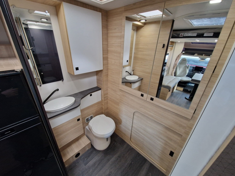 Chausson 640 First Line Ford - Полуинтегриран кампер: слика 5 Chausson 640 First Line Ford - Полуинтегриран кампер: слика 5