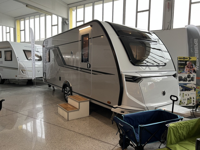 Knaus Sudwind 500 PF 60° Years - Камп приколка: слика 1 Knaus Sudwind 500 PF 60° Years - Камп приколка: слика 1