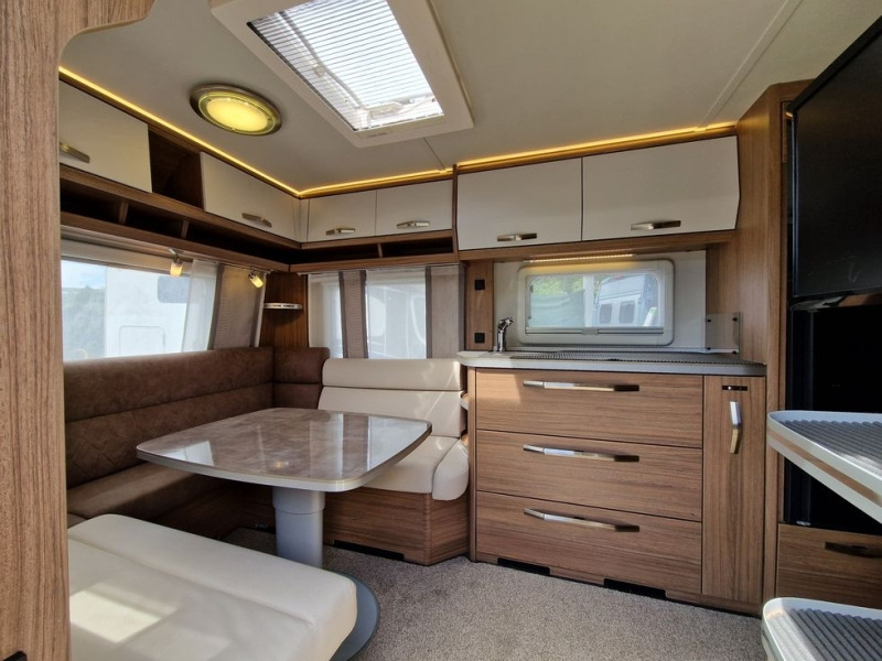 TABBERT ROSSINI 490 TD FINEST EDITION - Камп приколка: слика 3 TABBERT ROSSINI 490 TD FINEST EDITION - Камп приколка: слика 3