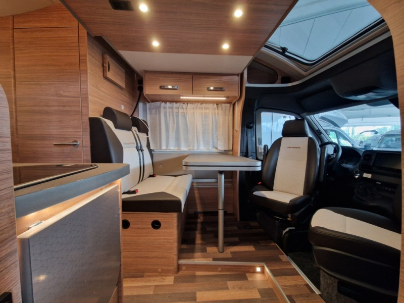 Weinsberg CaraCompact Suite MB 640 MEG - Интегриран кампер: слика 4 Weinsberg CaraCompact Suite MB 640 MEG - Интегриран кампер: слика 4