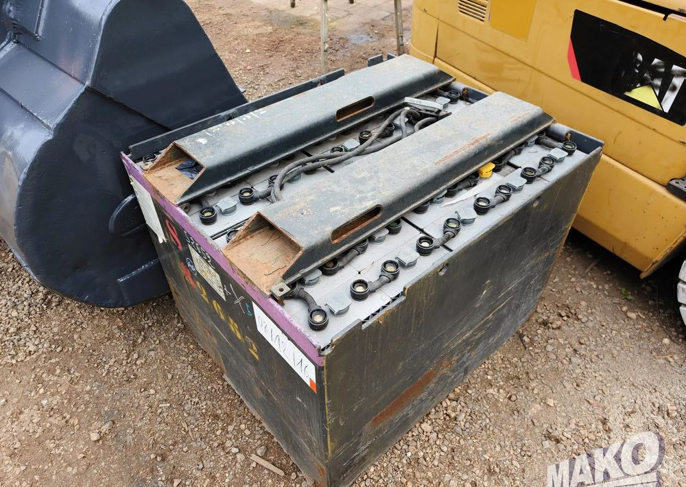 Caterpillar EP35K-PAC - Електричен вилушкар: слика 5 Caterpillar EP35K-PAC - Електричен вилушкар: слика 5