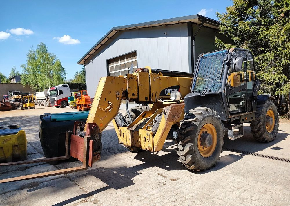 Caterpillar TH417 - Телескопски ракувач: слика 2 Caterpillar TH417 - Телескопски ракувач: слика 2