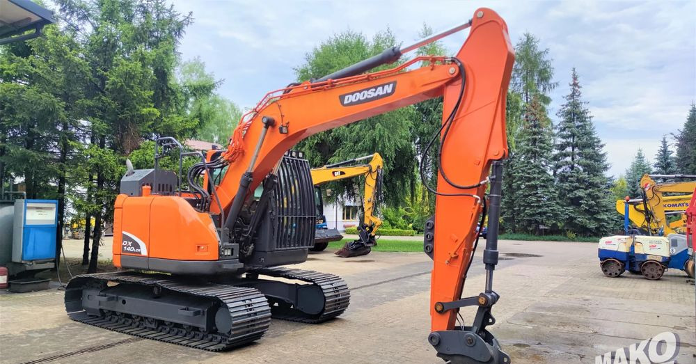 Лизинг на  Doosan DX140LCR-5 Doosan DX140LCR-5: слика 6