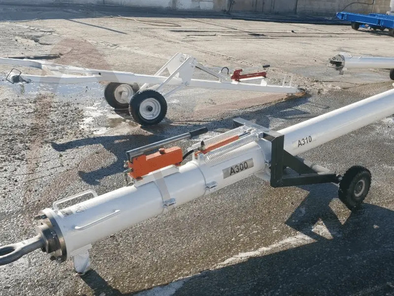 HYDRO TOWA300-L - Аеродромска опрема: слика 1 HYDRO TOWA300-L - Аеродромска опрема: слика 1