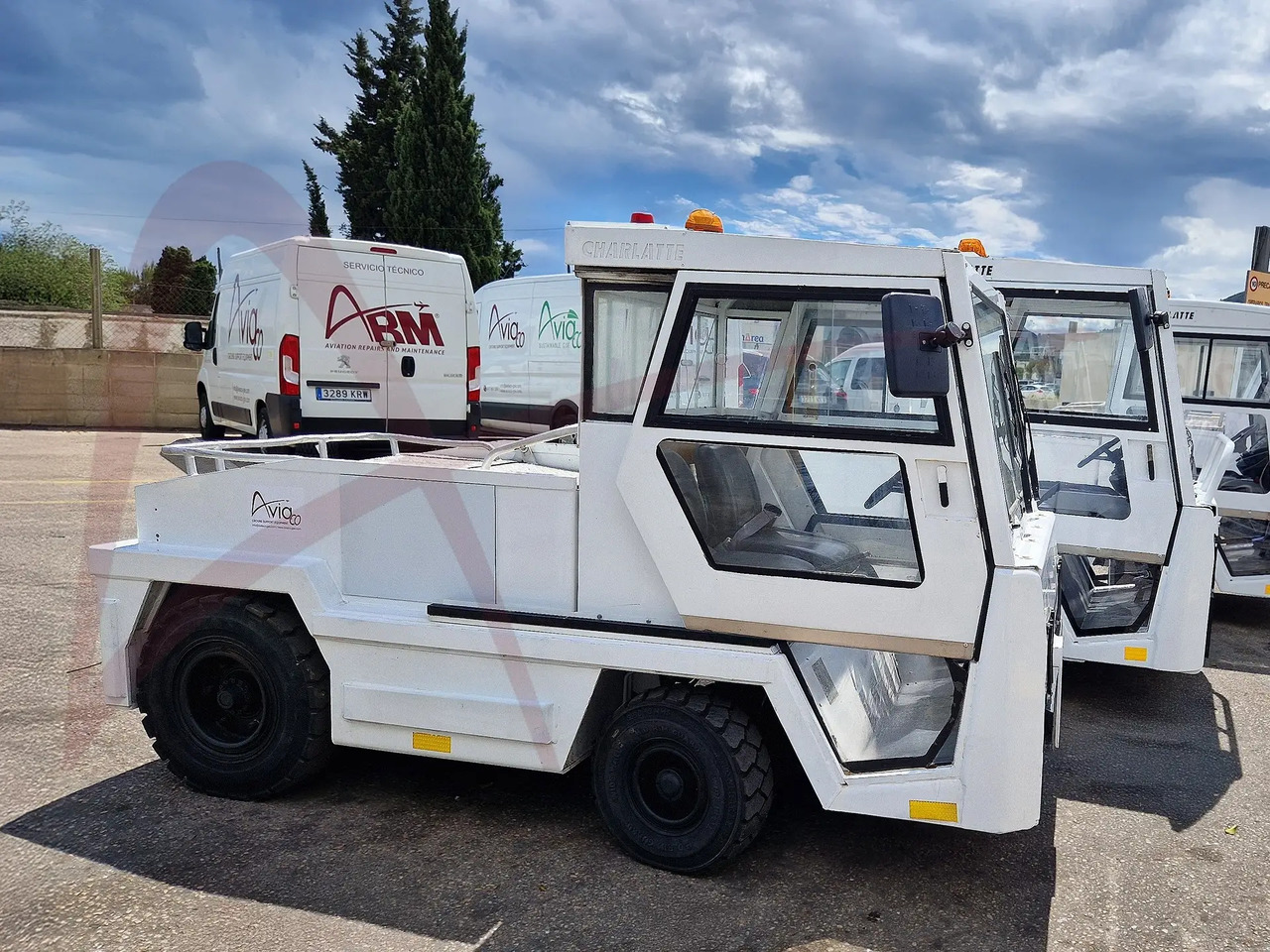 CHARLATTE T135 AC - Трактор за багаж: слика 2 CHARLATTE T135 AC - Трактор за багаж: слика 2