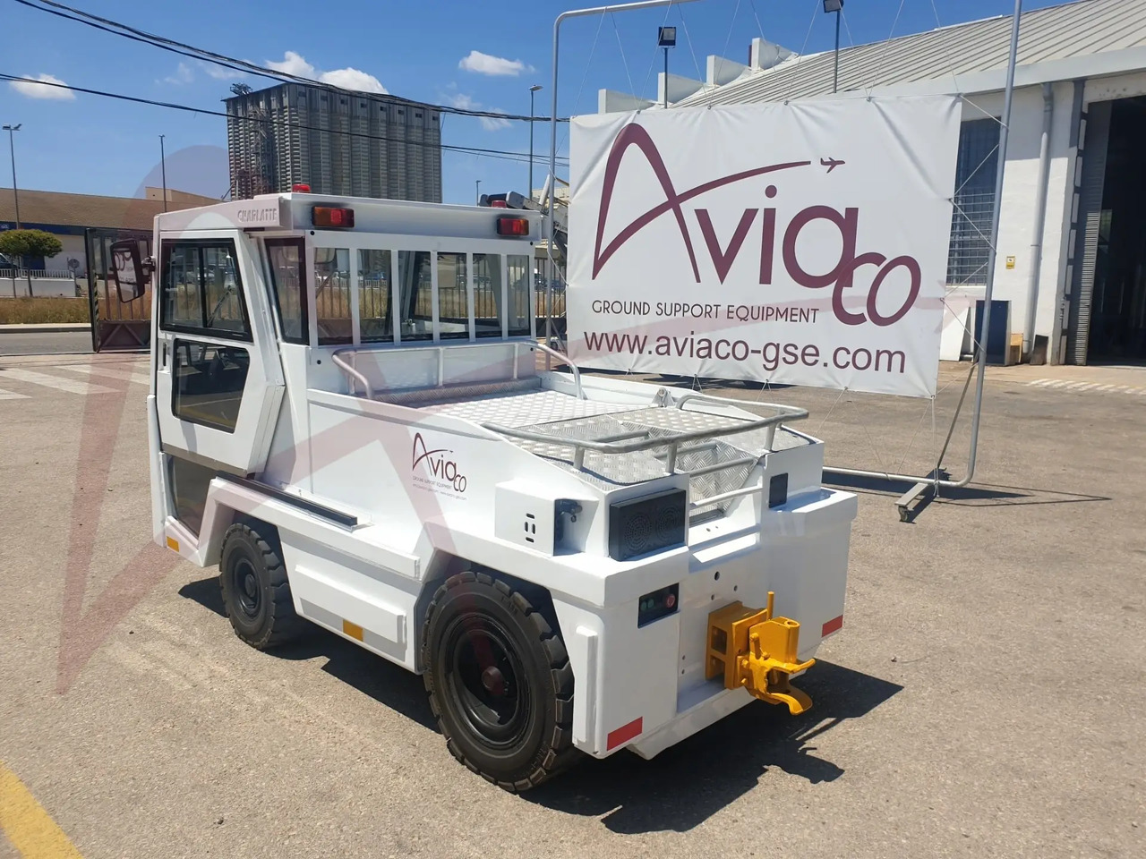 CHARLATTE T135 AC - Трактор за багаж: слика 3 CHARLATTE T135 AC - Трактор за багаж: слика 3