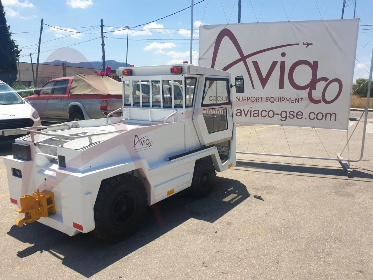 CHARLATTE T135 AC - Трактор за багаж: слика 2 CHARLATTE T135 AC - Трактор за багаж: слика 2