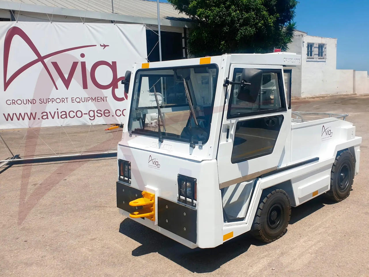 CHARLATTE T135 - Трактор за багаж: слика 1 CHARLATTE T135 - Трактор за багаж: слика 1