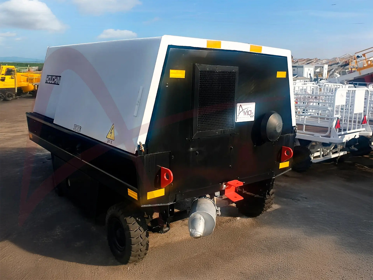 HOUCHIN D690-100SV - Аеродромски извор на напојување: слика 1 HOUCHIN D690-100SV - Аеродромски извор на напојување: слика 1