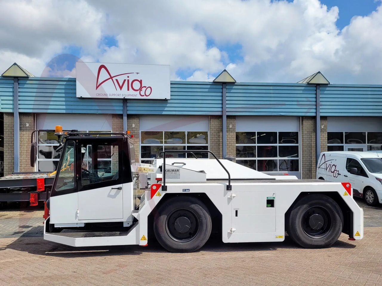 KALMAR MOTOR AB FB 250 - Возило за push back: слика 4 KALMAR MOTOR AB FB 250 - Возило за push back: слика 4