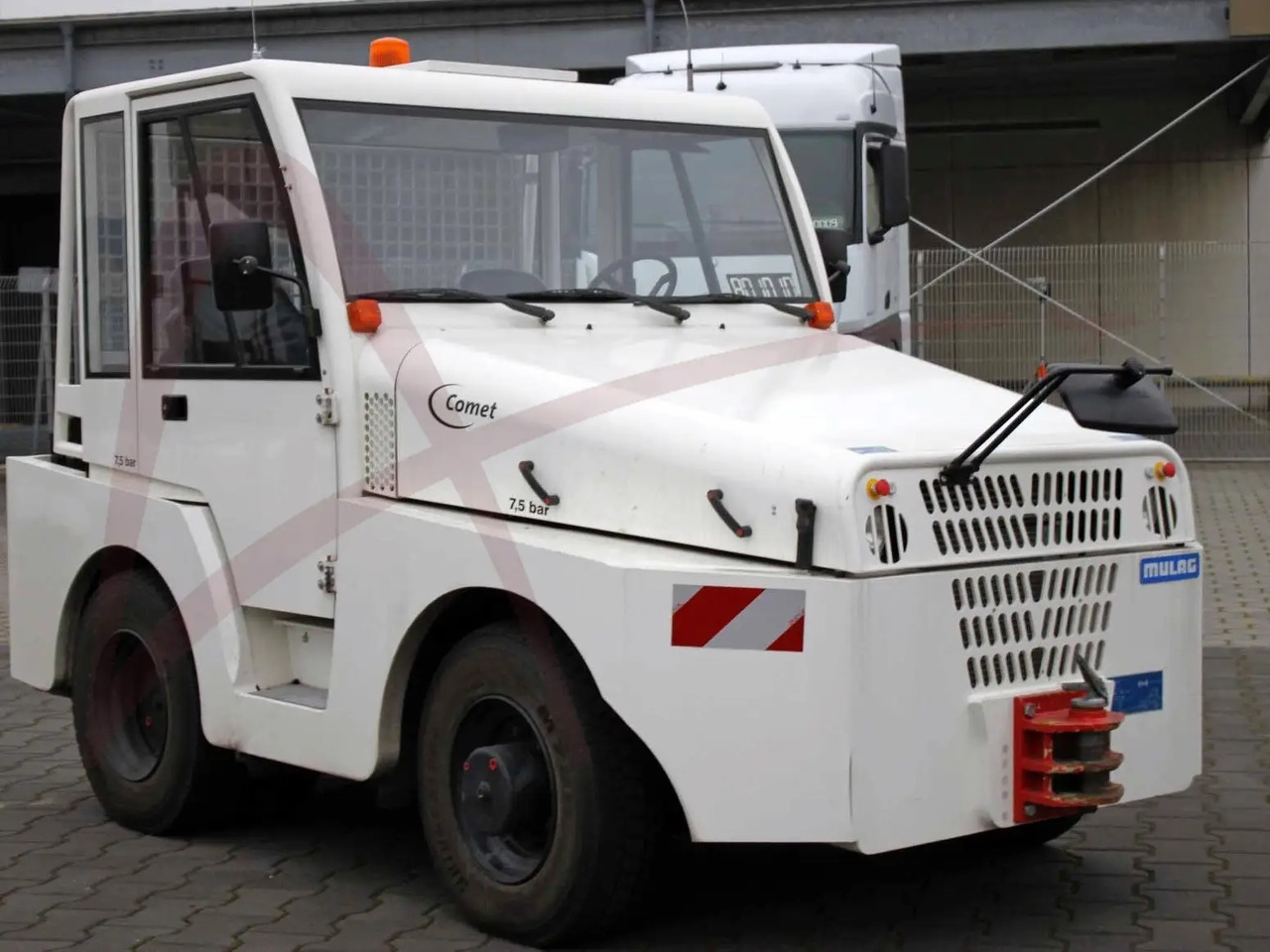 MULAG COMET 12A - Возило за push back: слика 1 MULAG COMET 12A - Возило за push back: слика 1