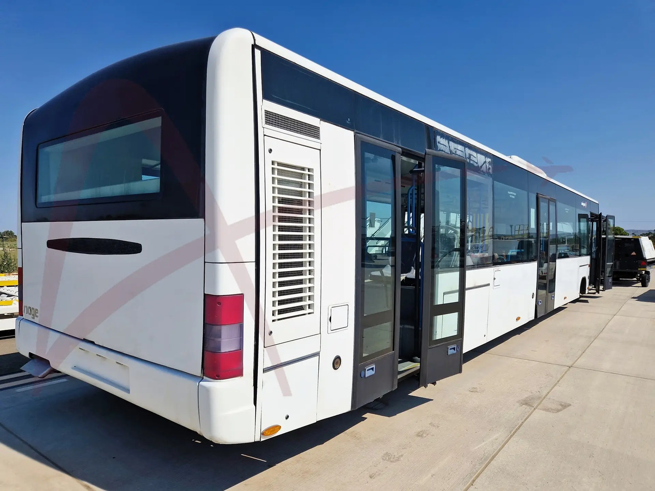 NOGE CITYCLASS AERTOUR - Аеродромски автобус: слика 2 NOGE CITYCLASS AERTOUR - Аеродромски автобус: слика 2