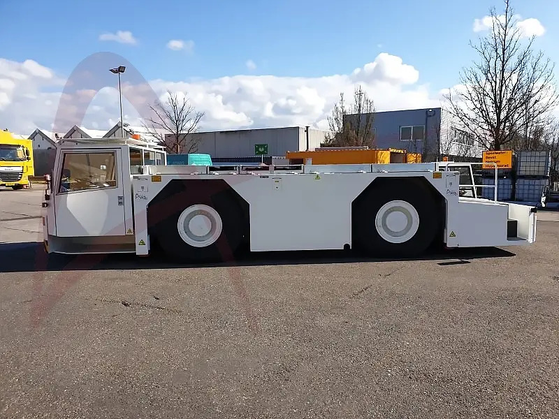 SCHOPF F396C - Возило за push back: слика 3 SCHOPF F396C - Возило за push back: слика 3