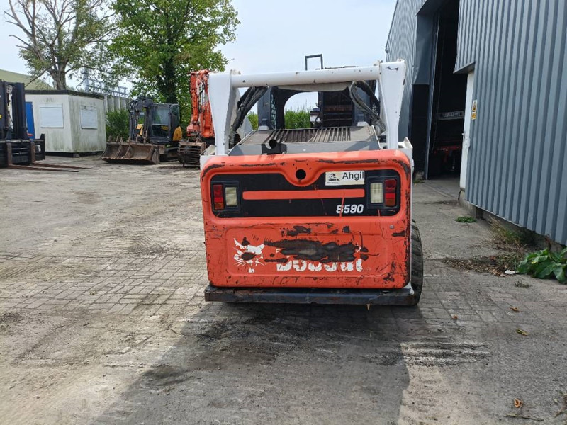 Bobcat s590 schranklader skid steer loader bucket, forks - Компактен натоварувач: слика 4 Bobcat s590 schranklader skid steer loader bucket, forks - Компактен натоварувач: слика 4