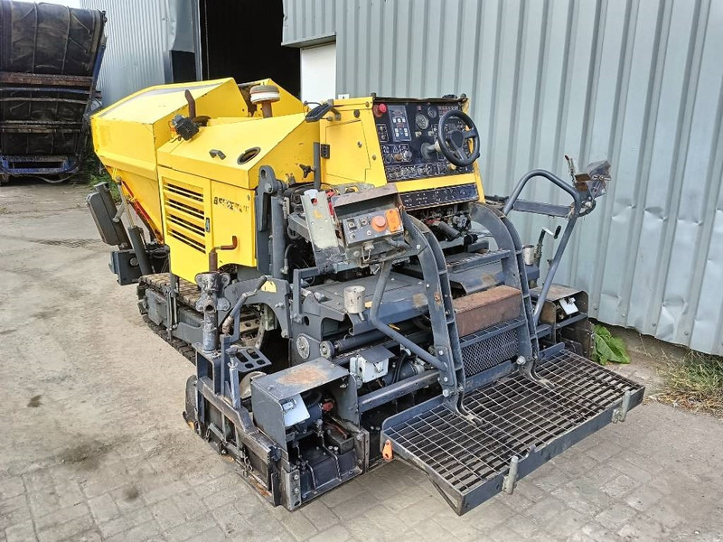 Bomag BF 223 C asfalteermachine asphalt paver dynamo - Асфалтен поплочувач: слика 4 Bomag BF 223 C asfalteermachine asphalt paver dynamo - Асфалтен поплочувач: слика 4