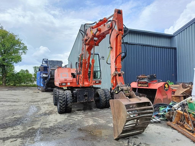 FIAT-HITACHI FH120W bandenkraan Wheel Excavator graafmachine - Багер на тркала: слика 3 FIAT-HITACHI FH120W bandenkraan Wheel Excavator graafmachine - Багер на тркала: слика 3