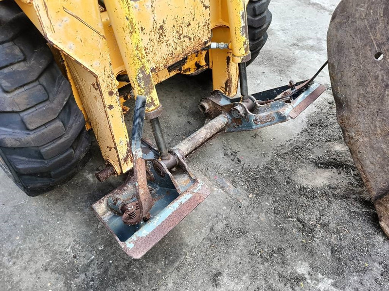 Компактен натоварувач Gehl 3935 3840 schranklader loader skid steer bobcat: слика 13