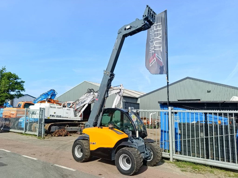 Giant 4548 Tendo verreiker 4,6 m 1,7 ton telehandler CE - Телескопски ракувач: слика 2 Giant 4548 Tendo verreiker 4,6 m 1,7 ton telehandler CE - Телескопски ракувач: слика 2