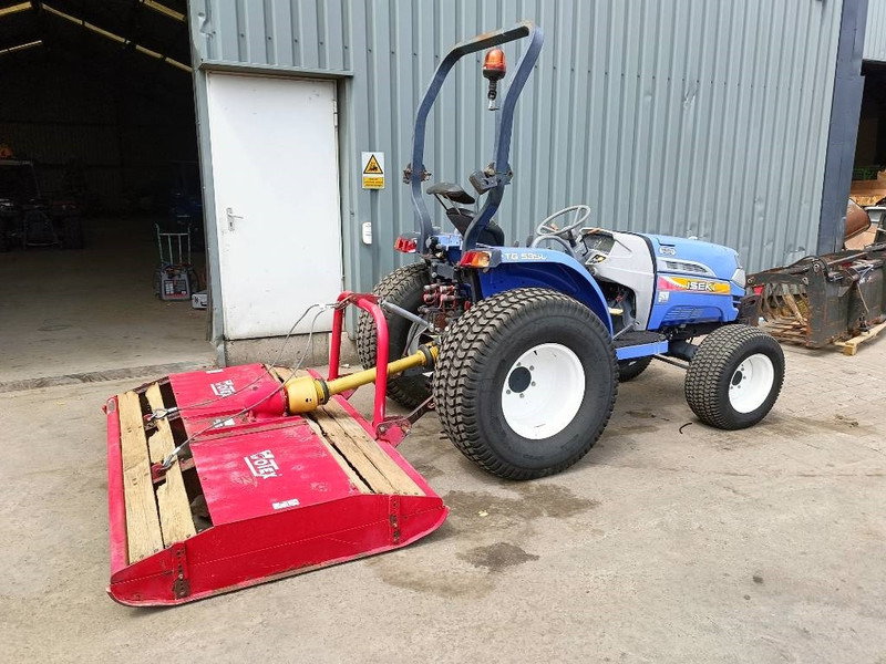 Iseki TG 5390 compacte tractor met maaier votex p12 4x4 - Мини трактор: слика 3 Iseki TG 5390 compacte tractor met maaier votex p12 4x4 - Мини трактор: слика 3