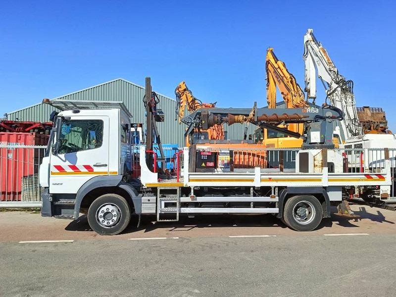 Mercedes-Benz atego 4X2 Risa G2T Drilling truck Automatic euro 6 - Насочен насложувач: слика 2 Mercedes-Benz atego 4X2 Risa G2T Drilling truck Automatic euro 6 - Насочен насложувач: слика 2