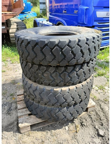 Michelin 12.00R20 , 14.00R20, 335/80R20 , 395/85R2 365/80R2 - Гуми и бандажи за Градежна машина: слика 2 Michelin 12.00R20 , 14.00R20, 335/80R20 , 395/85R2 365/80R2 - Гуми и бандажи за Градежна машина: слика 2