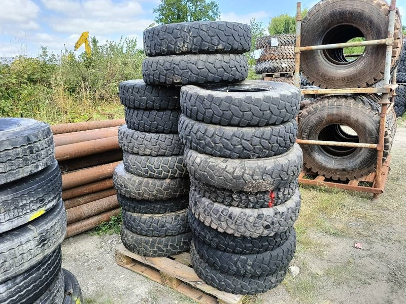 Michelin 6,50 R16 C 7,00R16 C 22/100R16 255/100R16 banden l - Гуми и бандажи за Градежна машина: слика 4 Michelin 6,50 R16 C 7,00R16 C 22/100R16 255/100R16 banden l - Гуми и бандажи за Градежна машина: слика 4