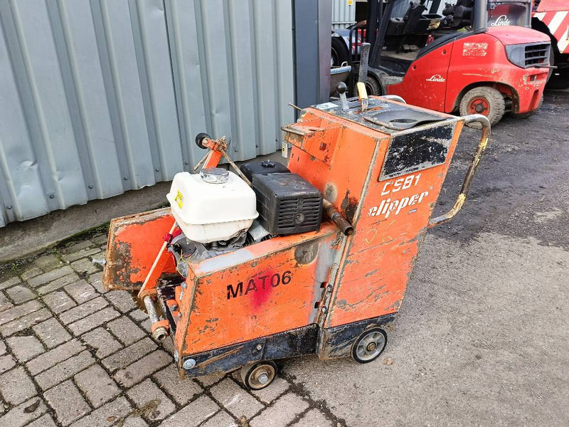 Машина за асфалт Norton CSB1 clipper zaag betonzaag machine 1994: слика 1