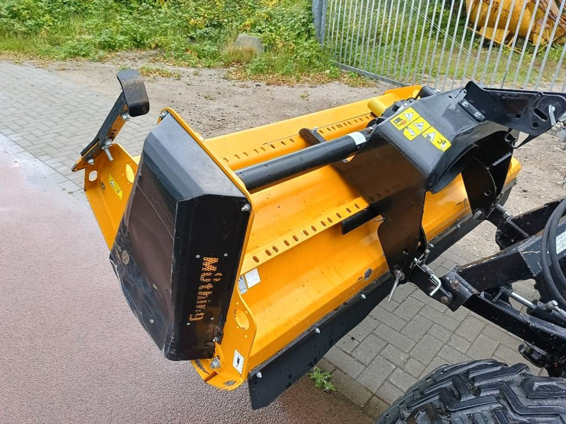 Земјоделска приколка Reform Metrac H7 RX maaier mower traction 4x4x4 all terra: слика 19 Земјоделска приколка Reform Metrac H7 RX maaier mower traction 4x4x4 all terra: слика 19